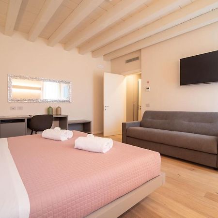 Calcirelli Suites Werona Zewnętrze zdjęcie